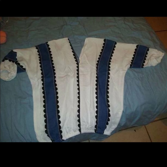 Striped V-Neck Blouson Top - Picture 2 of 10